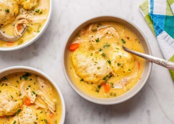 Easy Chicken and Dumplings Recipe
