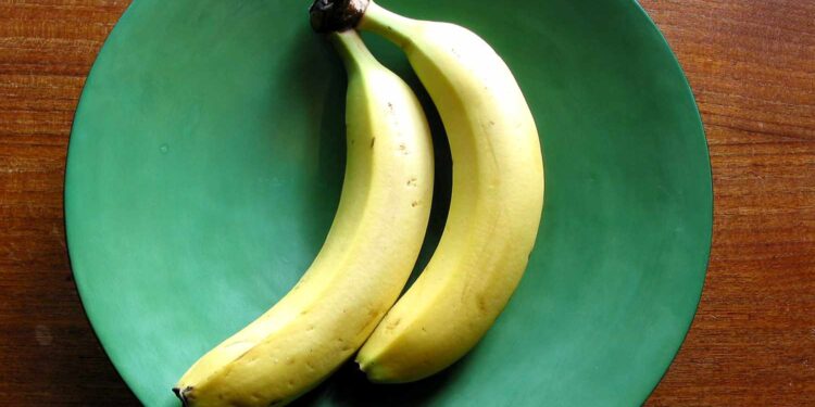 3 Easy Ways To Prevent Bananas From Turning Brown Too Quickly
