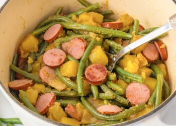 One Pot Smoked Sausage, Green Beans And Potatoes