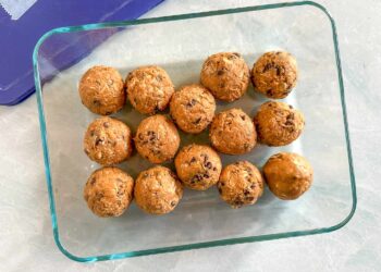 5-Ingredient Energy Balls Recipe