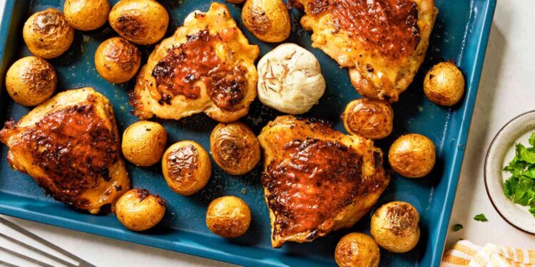 One-Pan Garlic Chicken and Potatoes Recipe