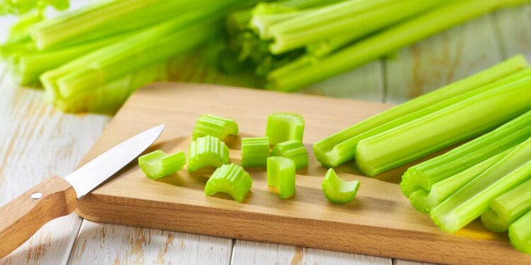 How to Wash Celery To Remove Dirt and Pesticides, According to an Expert