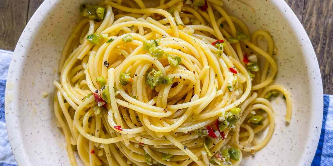 Spaghetti Aglio e Olio With Olives Recipe