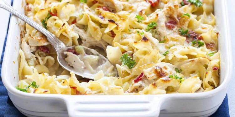 13 Retro Casserole Recipes Just Like Grandma Used To Make and Love