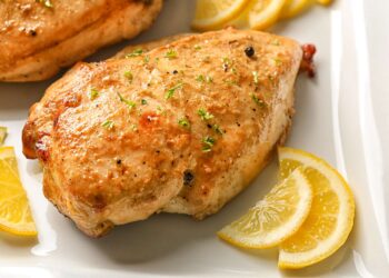 The Best Way To Avoid Dry Chicken Breasts, According to a Chef