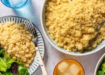 Cheesy Couscous Recipe (10 Minutes, 4 Ingredients)