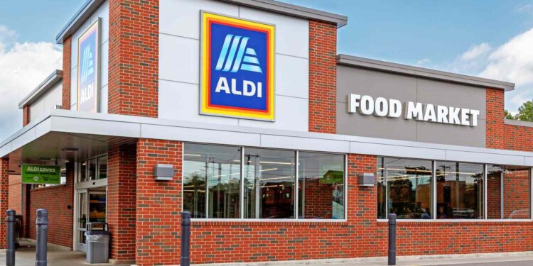 5 Tricks for Shopping at ALDI, According to a Super Fan