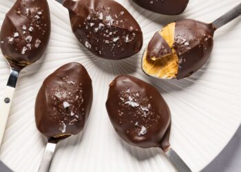 Chocolate-Peanut Butter Spoons Recipe (3 Ingredients, 15 Minutes)