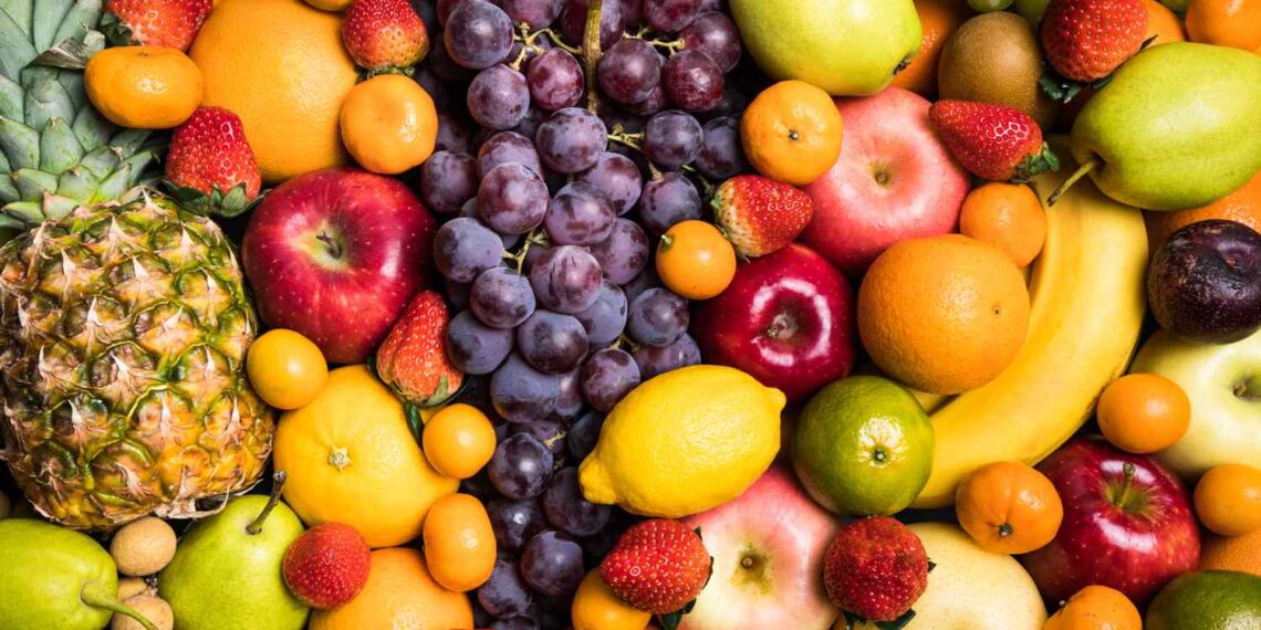 5 Fruits You Should Never Refrigerate, According to an Expert