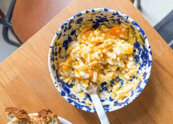 Creamy Egg Salad Recipe (3 Ingredients)