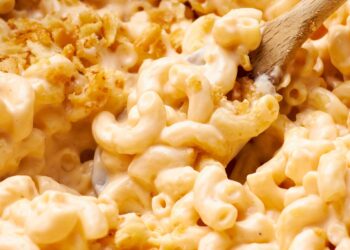 My 1-Ingredient Upgrade for Boxed Mac and Cheese (My Whole Family Loves It)