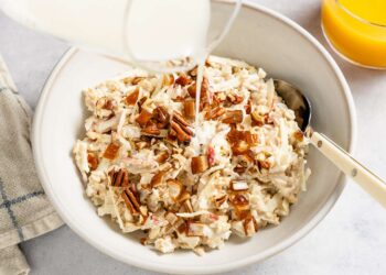 Bircher Muesli Recipe (4 Ingredients, Make-Ahead)