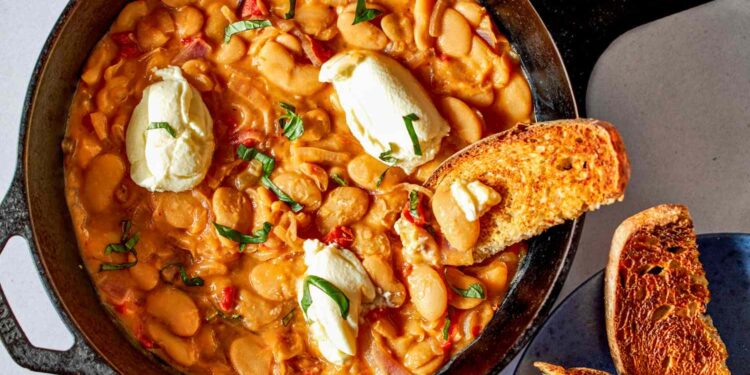 Tuscan-Style Beans Recipe (5 Ingredients, 15 Minutes)