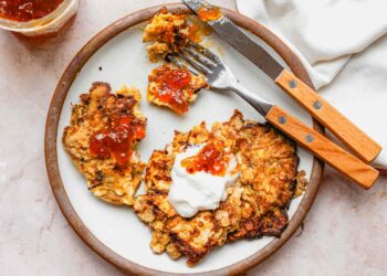 Matzo Brei Pancakes Recipe (20 Minutes)