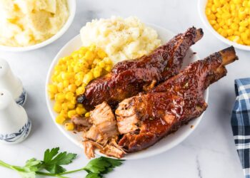 Slow Cooker Country Style Pork Ribs